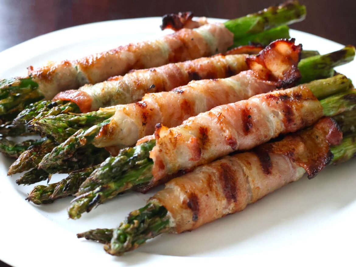 how to cook bacon wrapped asparagus